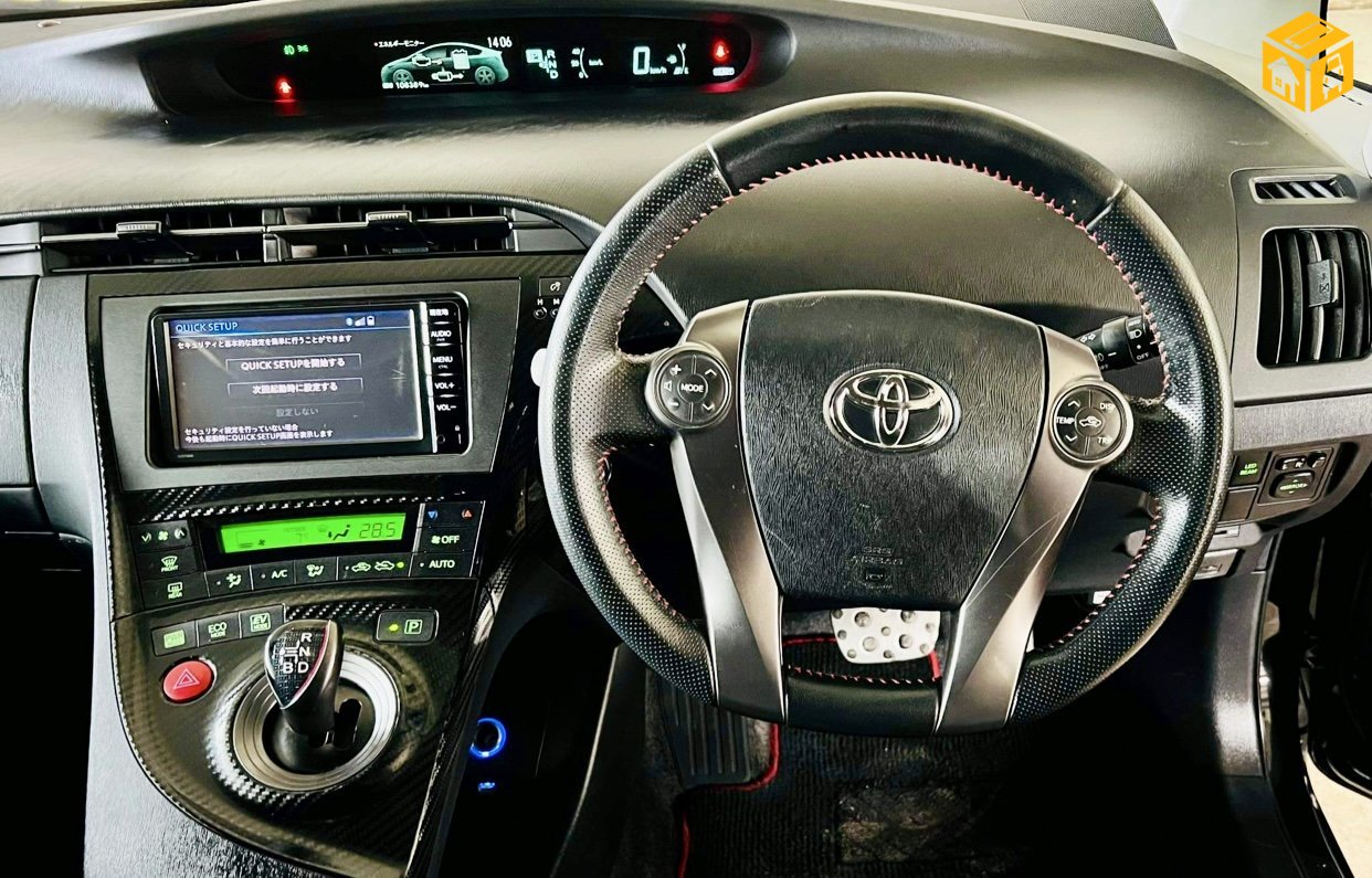 Toyota Prius 30