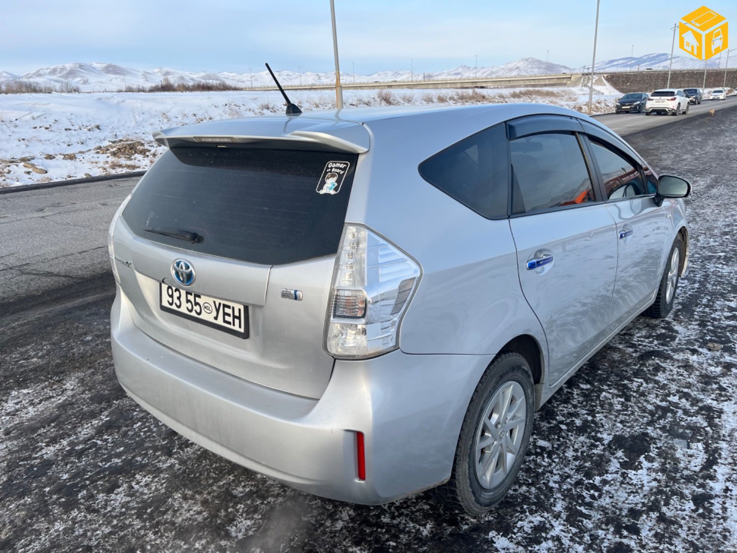 Toyota Prius 40. 41