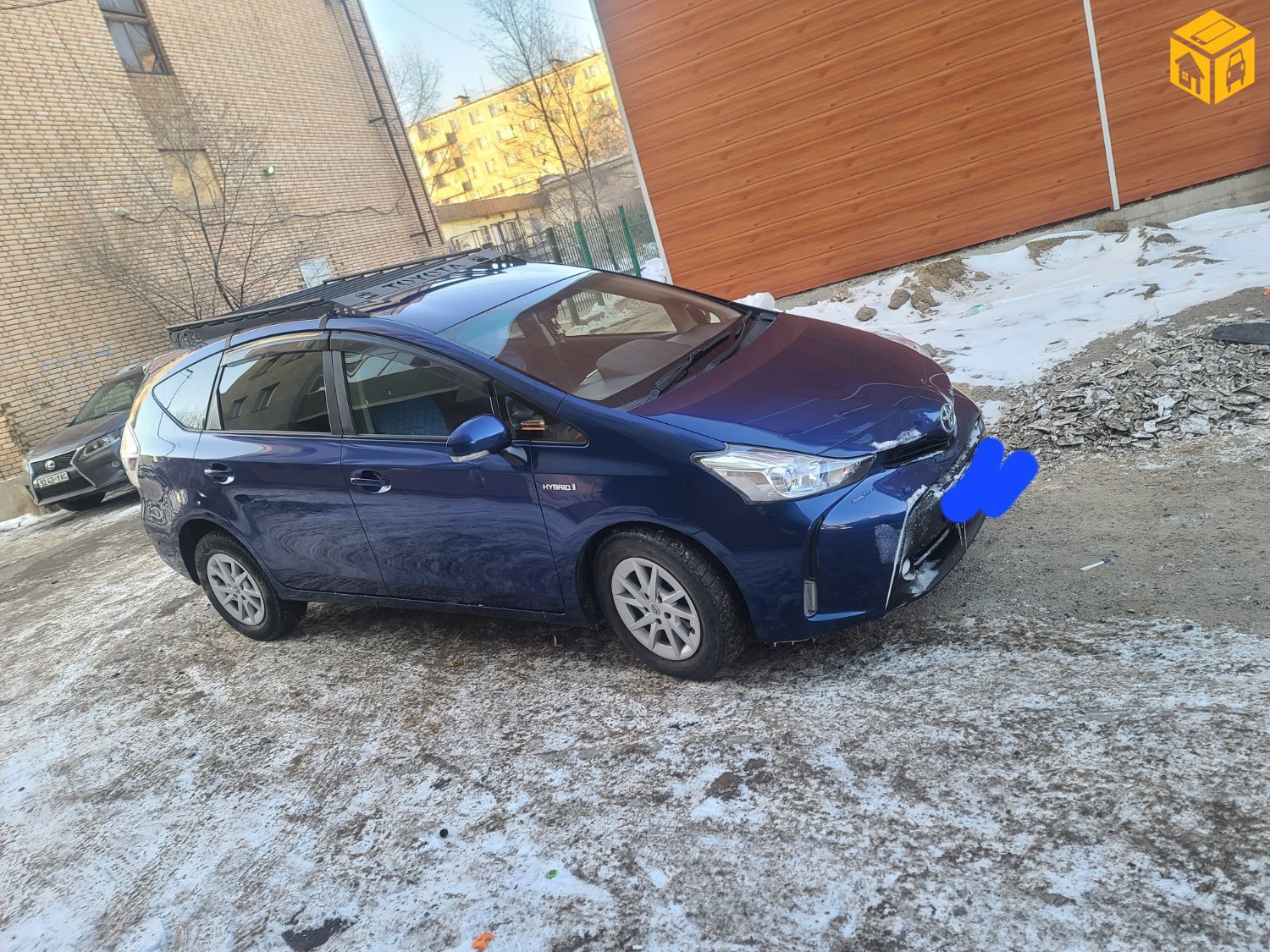 Toyota Prius 40. 41