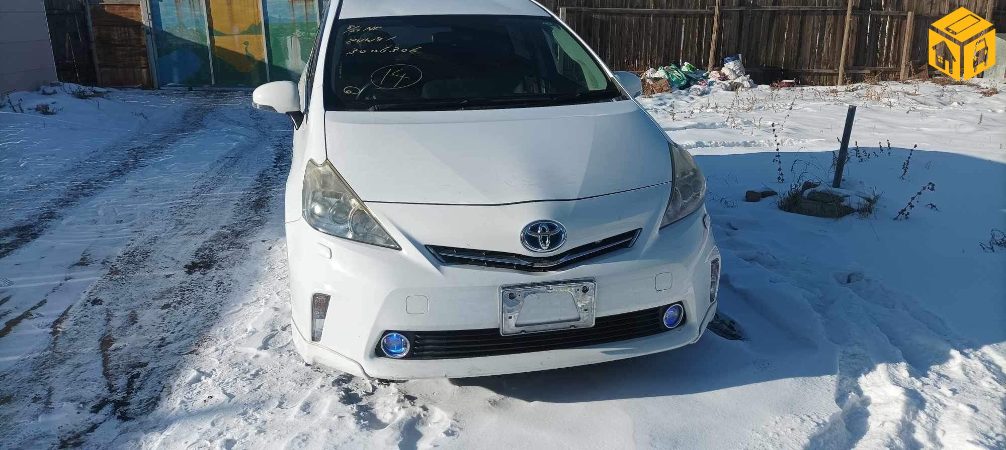 Toyota Prius 40. 41