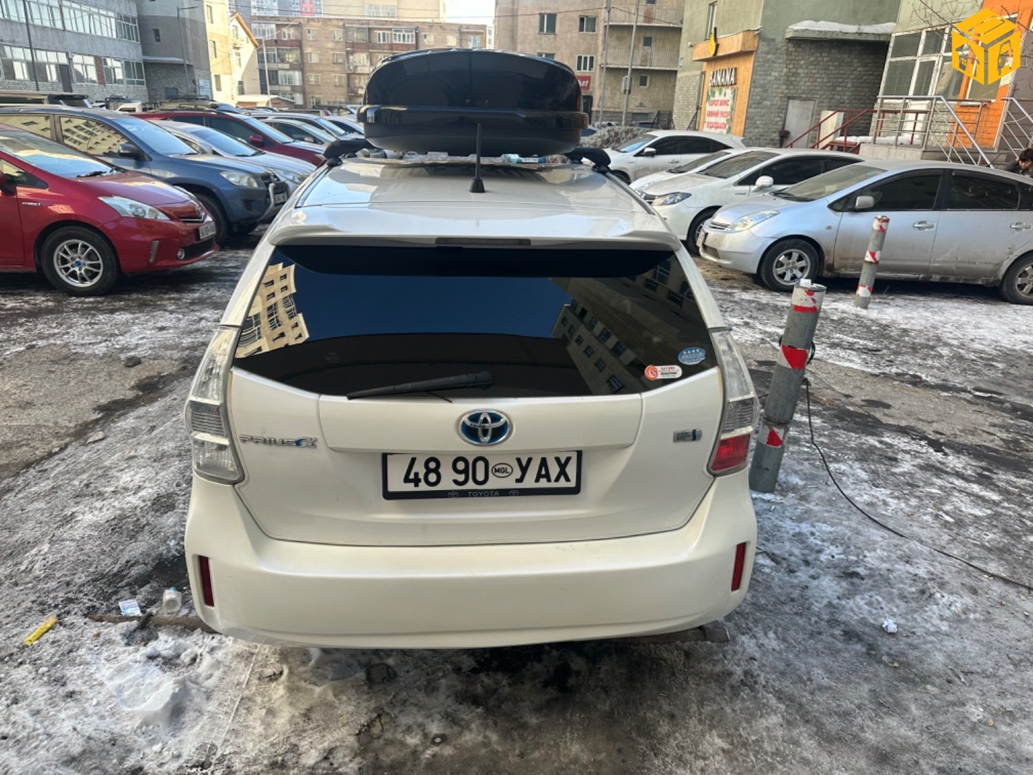 Toyota Prius 40. 41