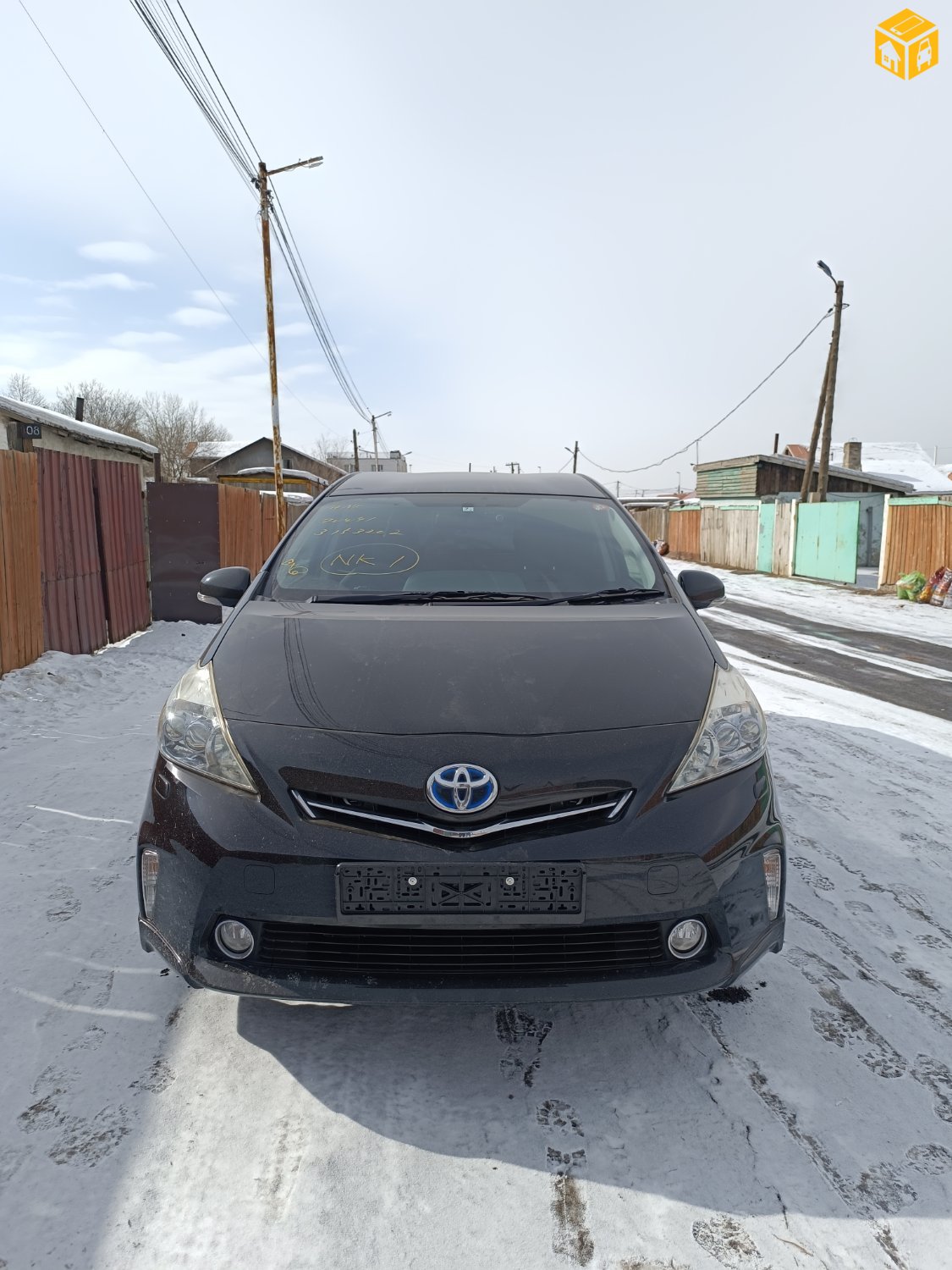 Toyota Prius 40. 41