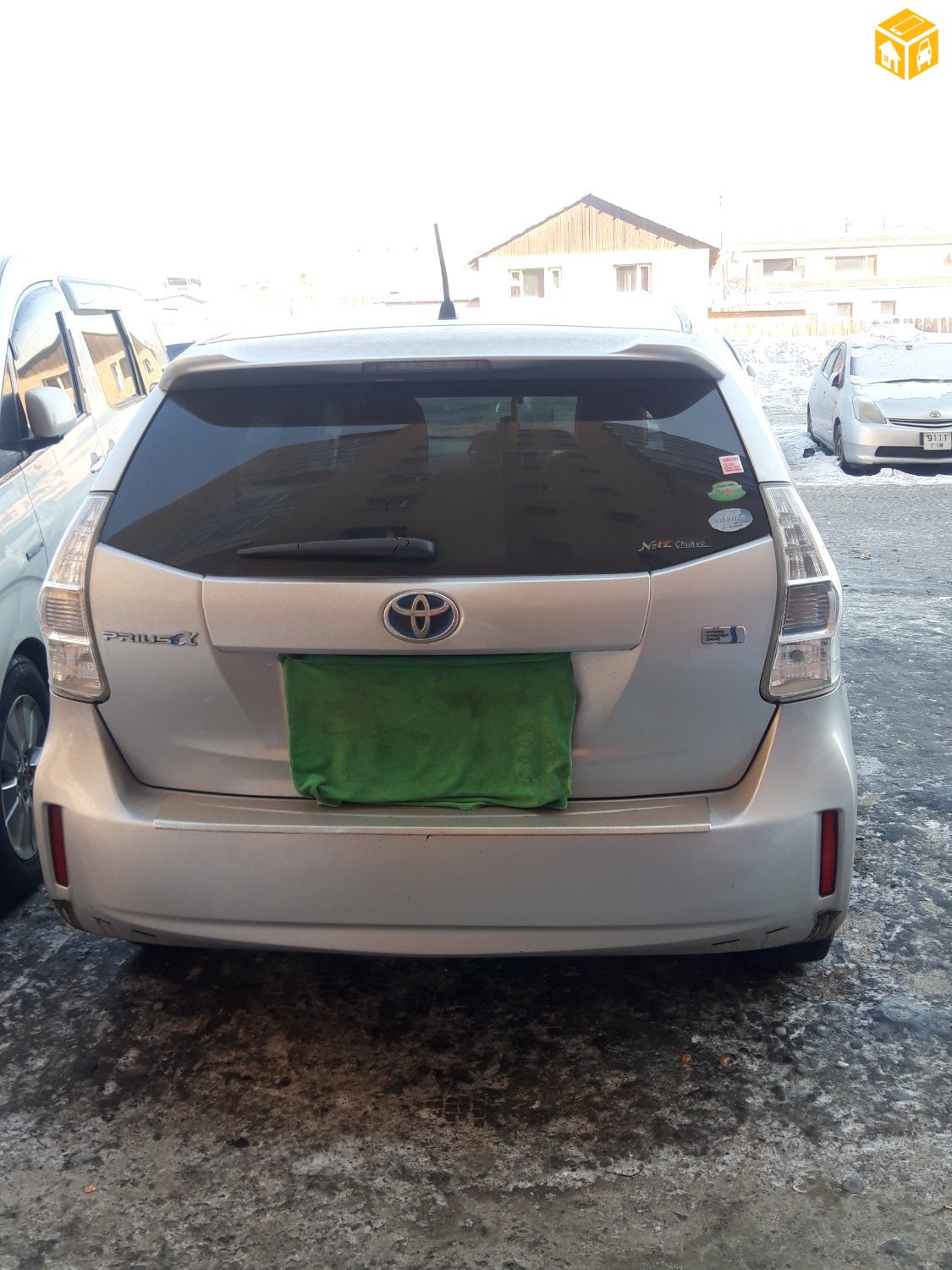 Toyota Prius 40. 41