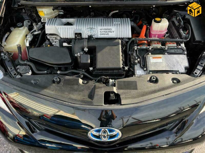 Toyota Prius 40. 41