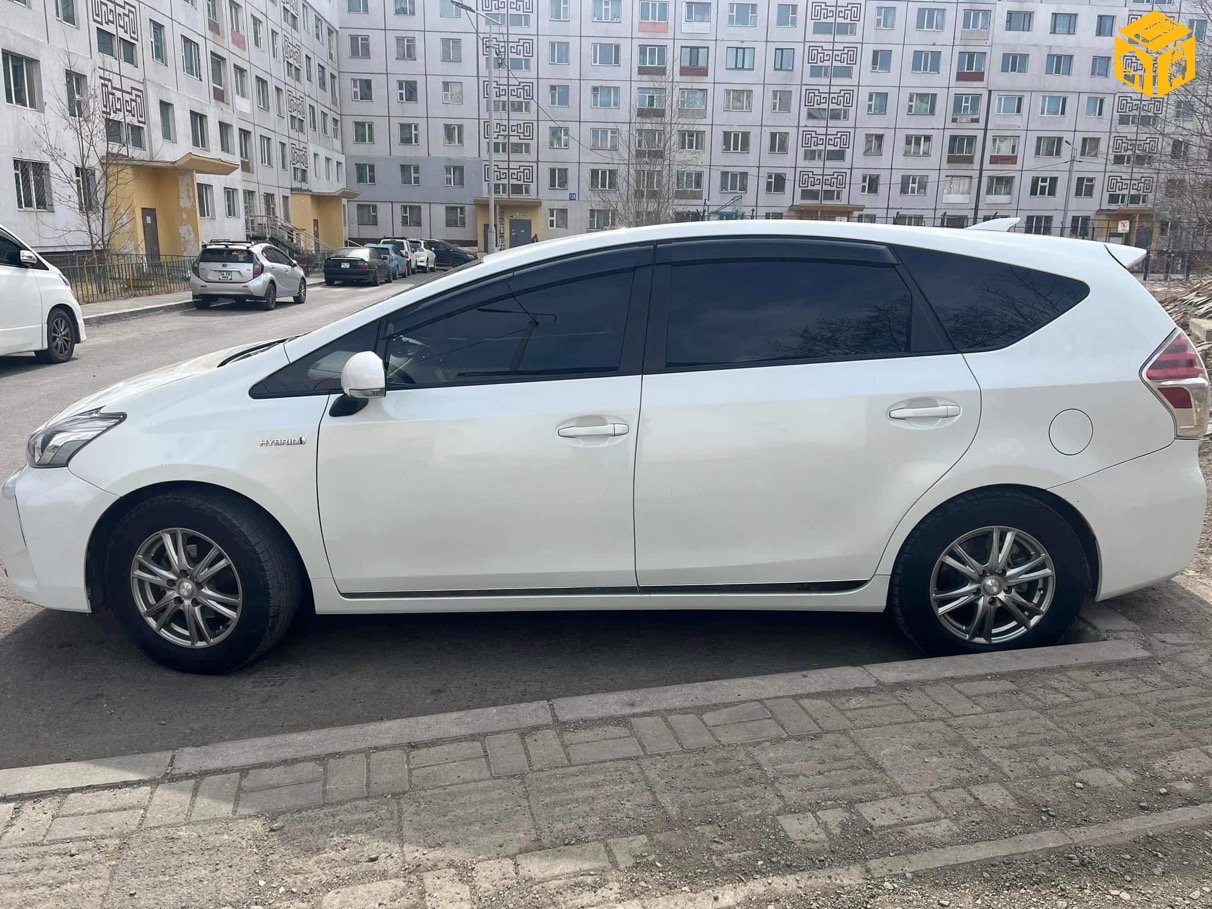 Toyota Prius 40. 41