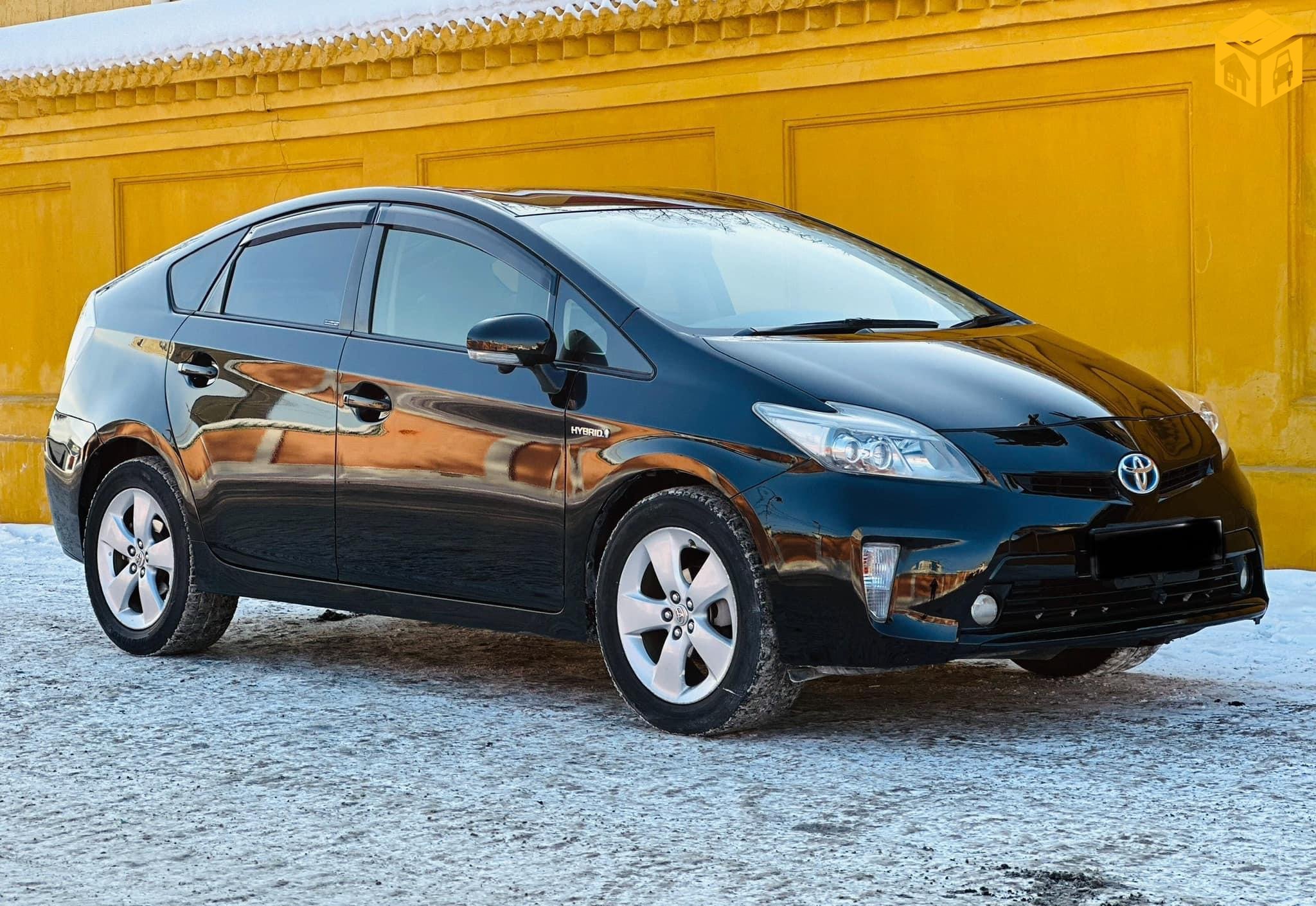 Toyota Prius 30