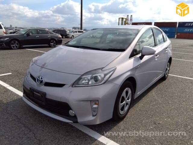 Toyota Prius 30