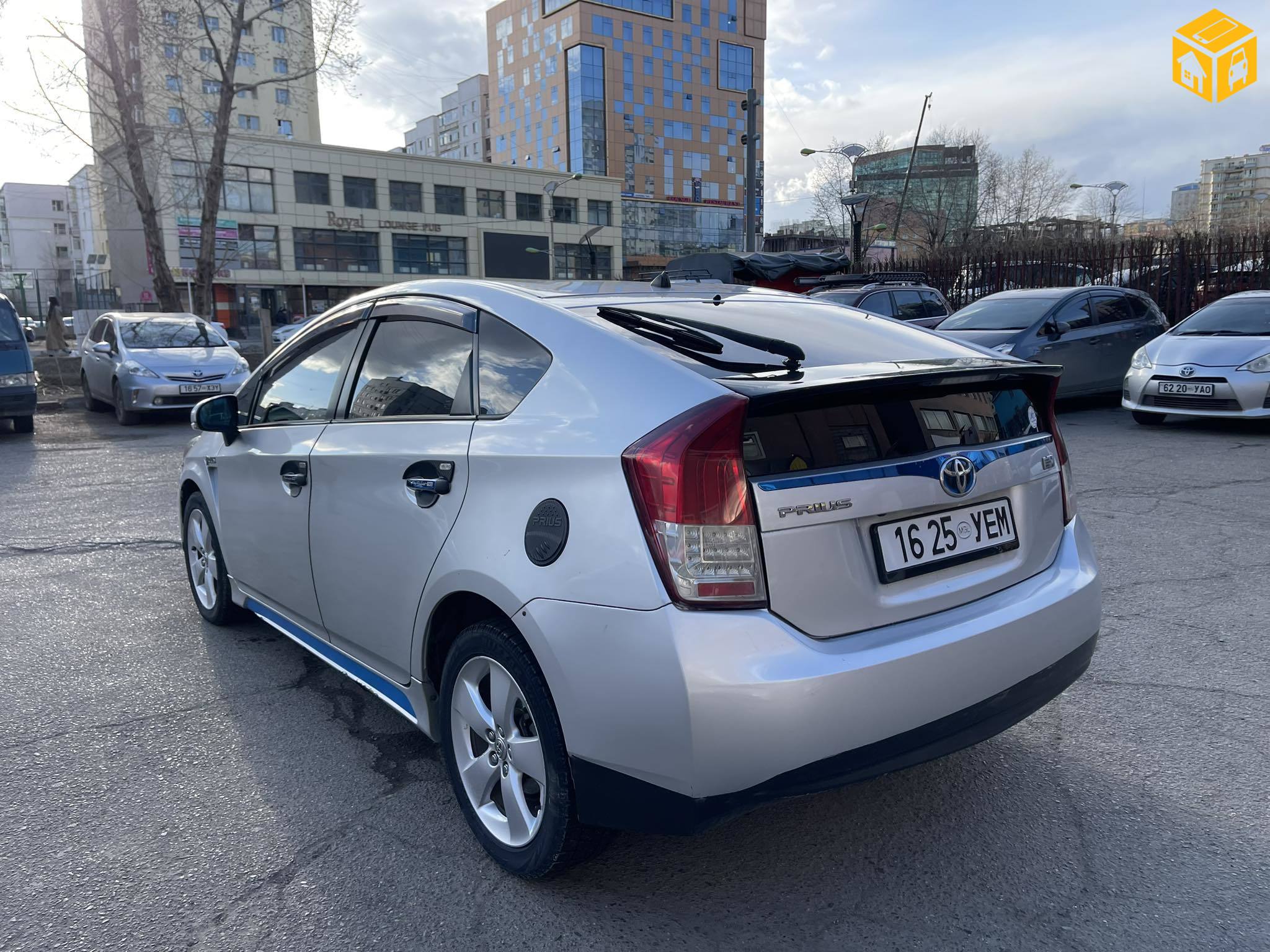 Toyota Prius 30