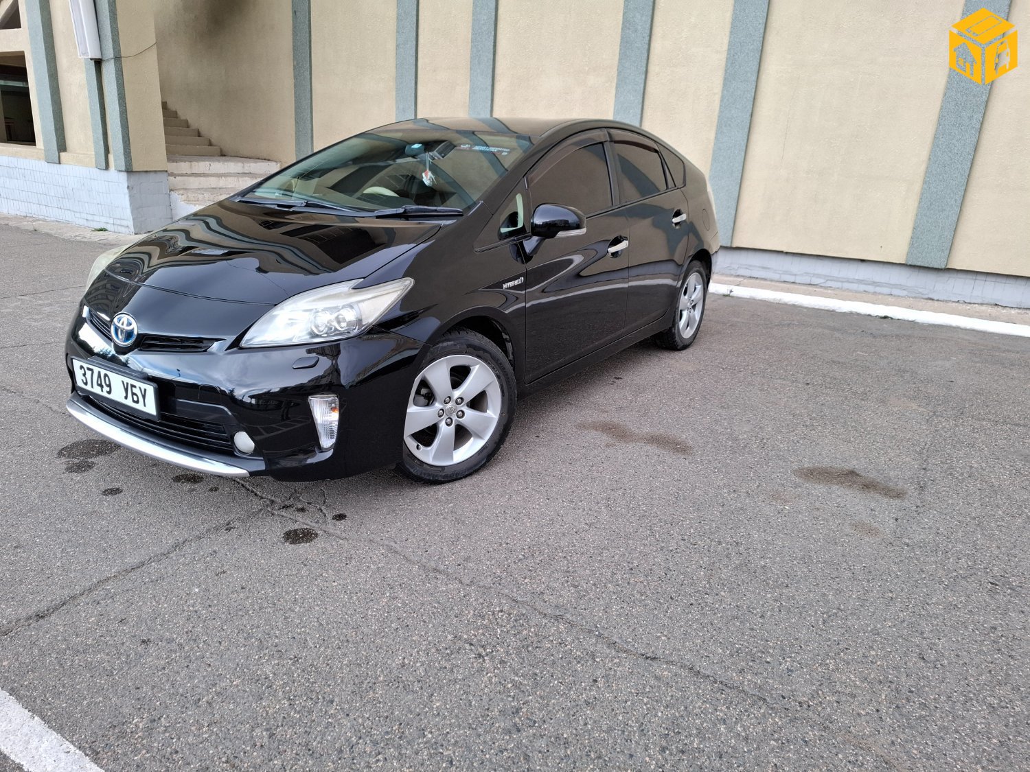 Toyota Prius 30