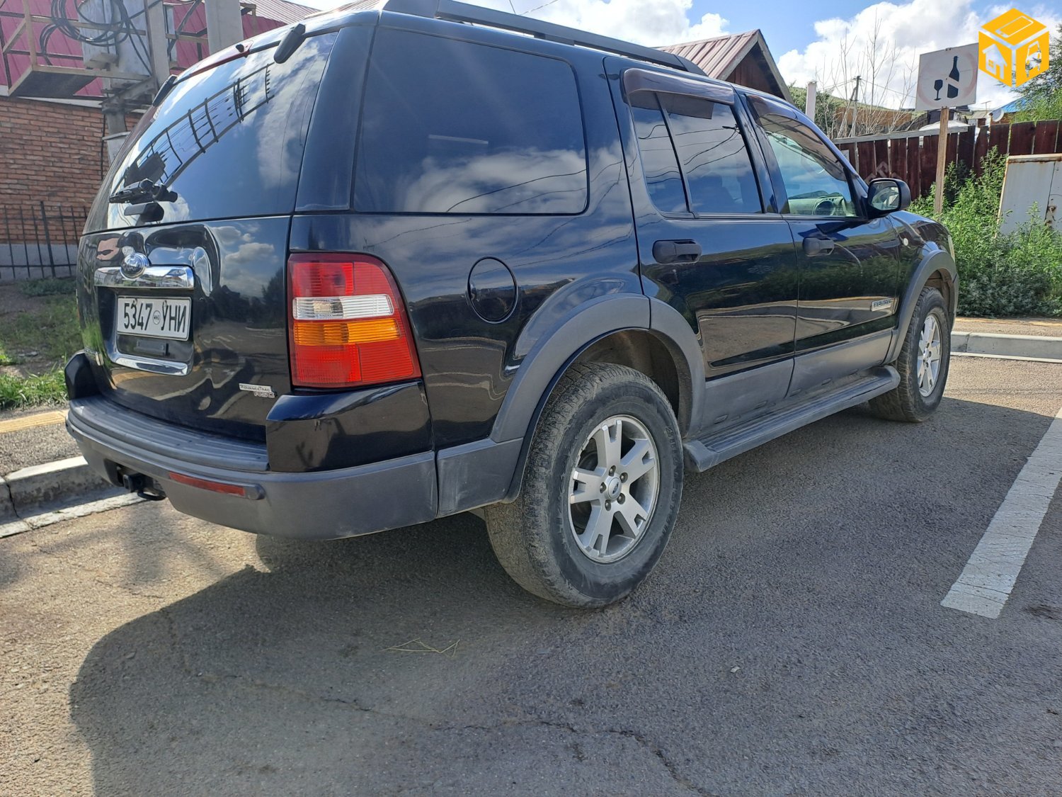 Ford Explorer