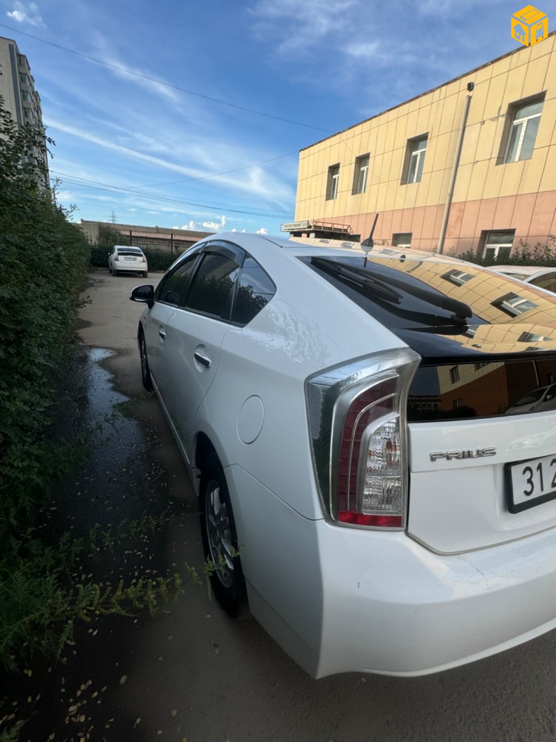 Toyota Prius 30