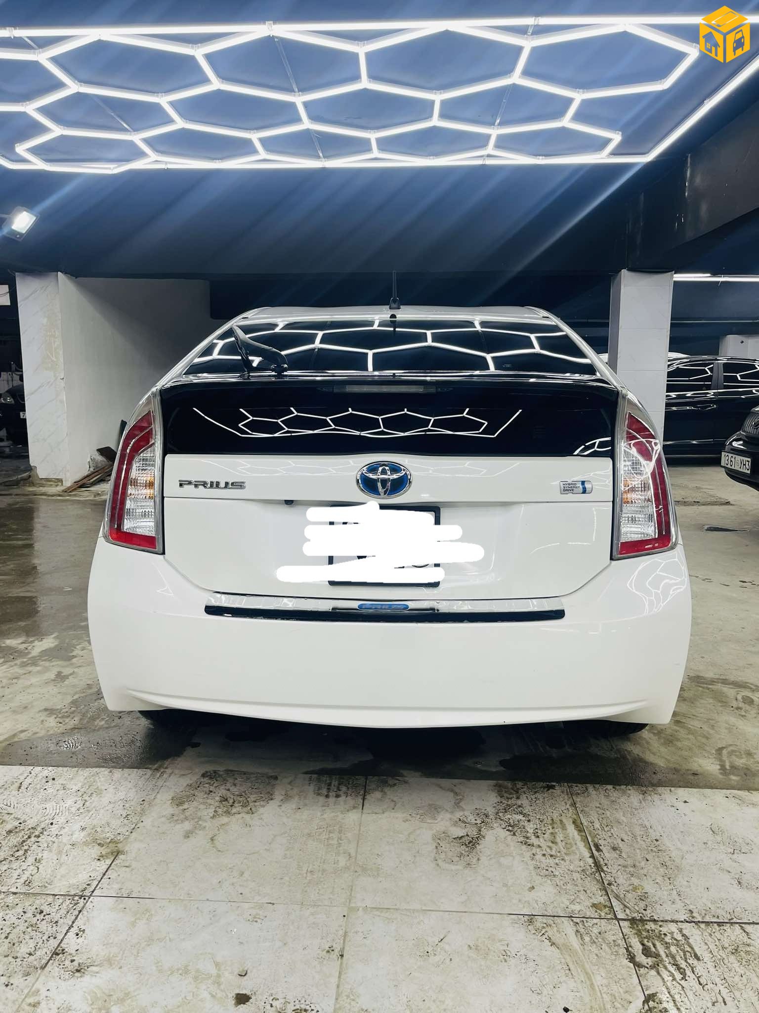 Toyota Prius 30