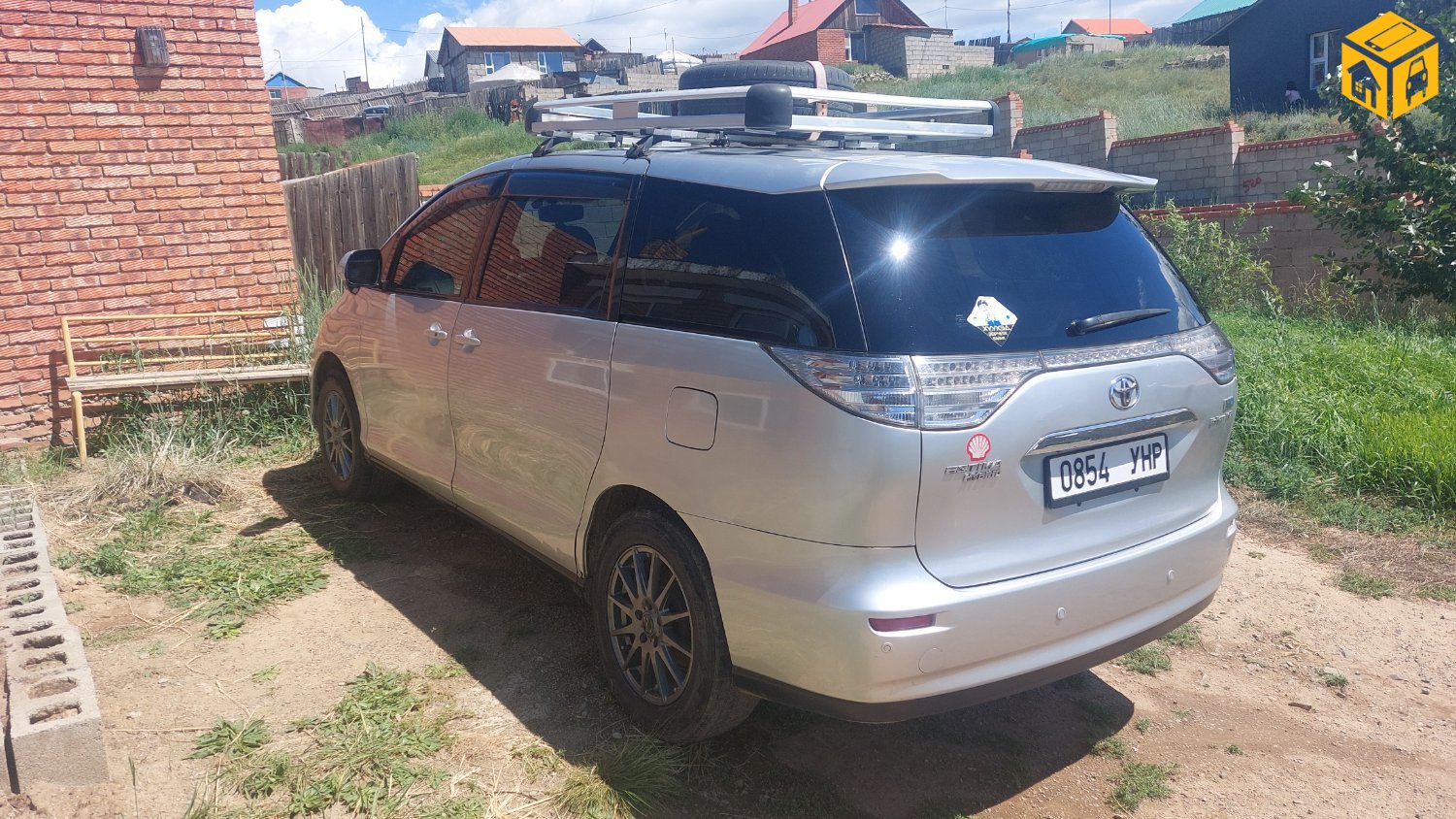 Toyota Estima