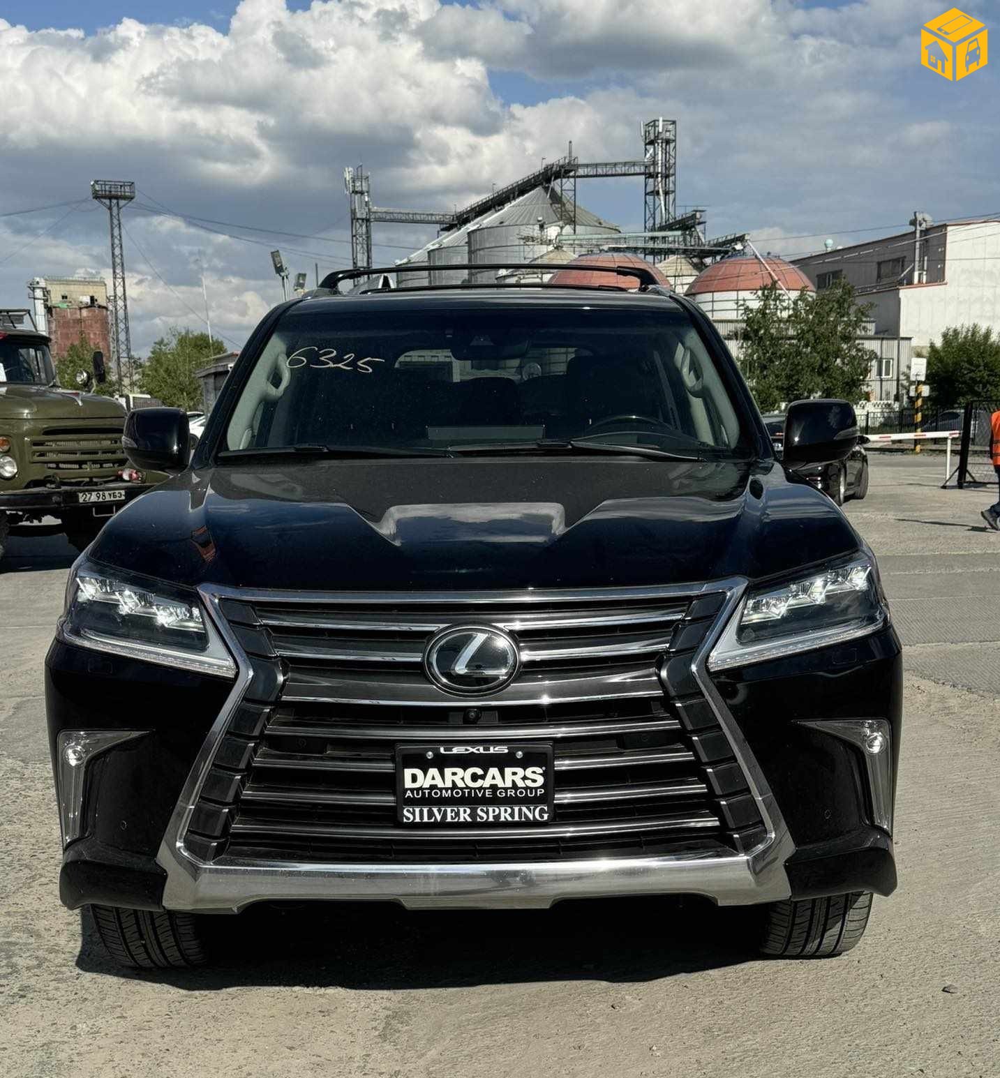 Lexus LX