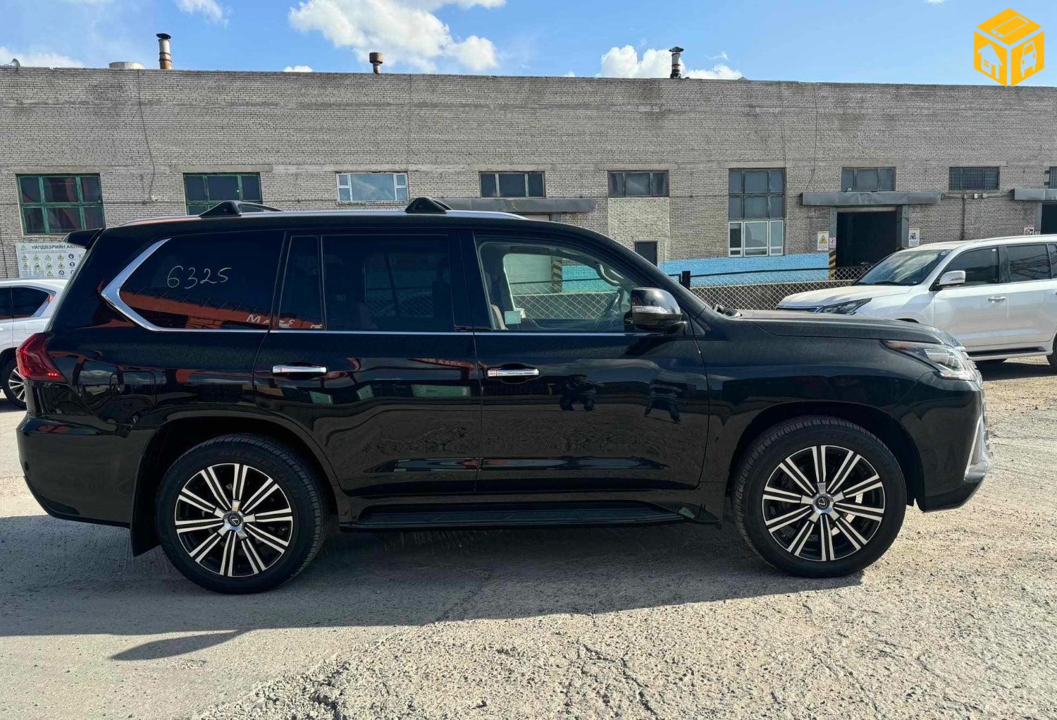 Lexus LX