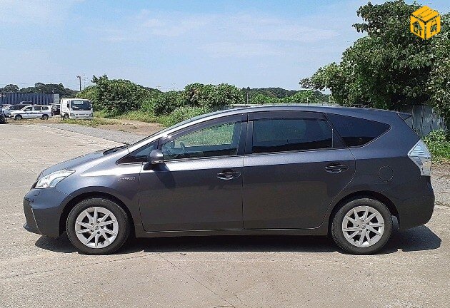 Toyota Prius 40. 41